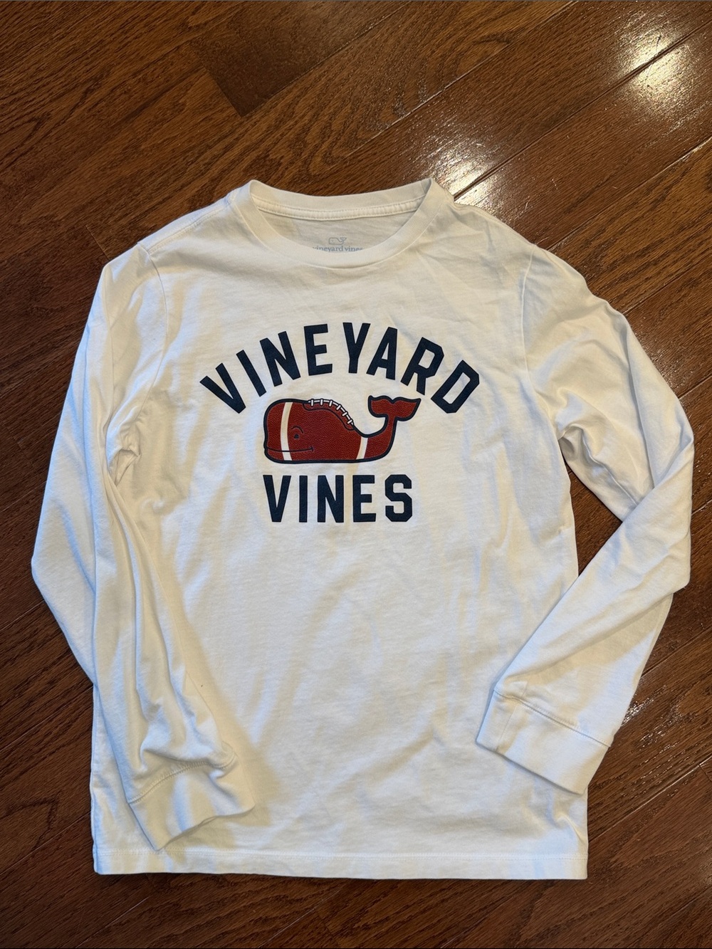 Boys Vineyard Vines White Long-Sleeve Tee with Football size small